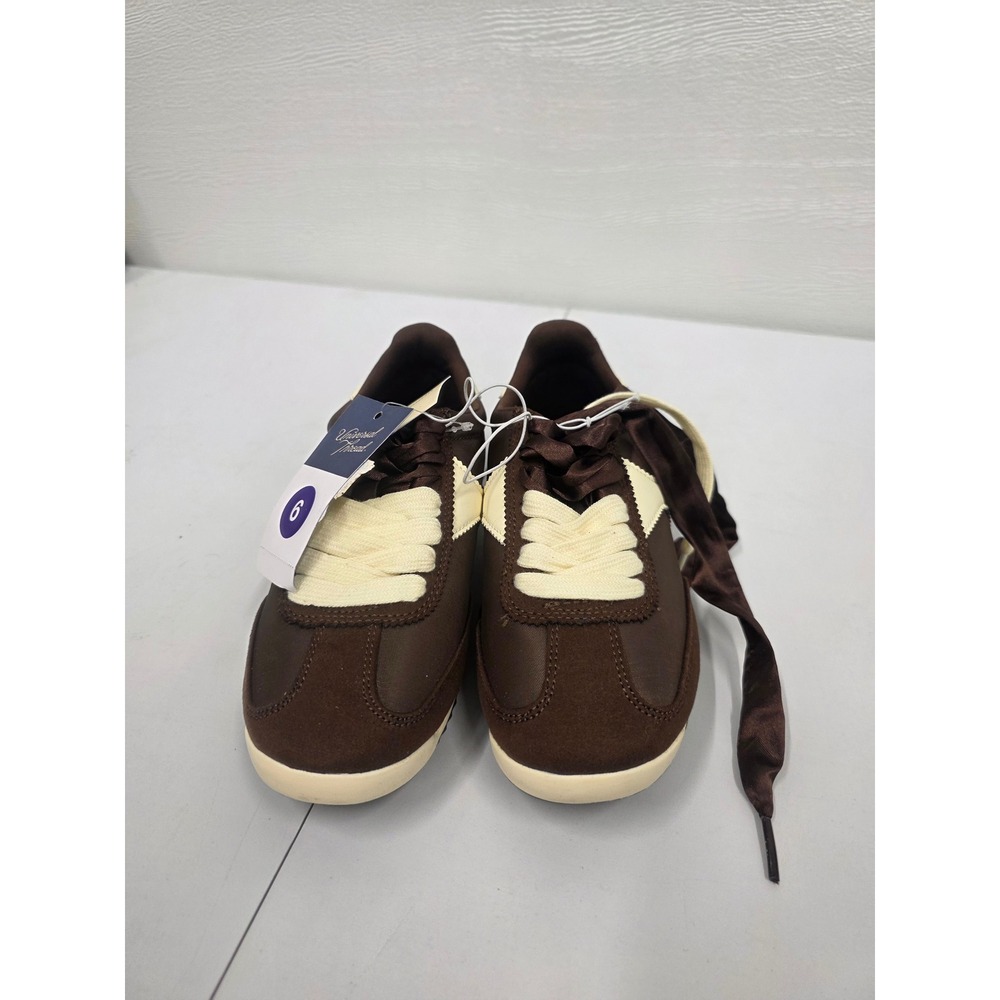Universal Thread Womens Brown Retro Sneakers Memory Foam Satin Laces Size 6 NEW